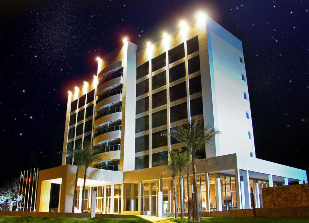 Howard Johnson Ramallo Bagian luar foto